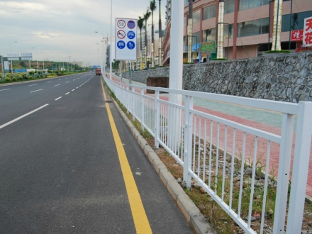 甲型道路护栏 